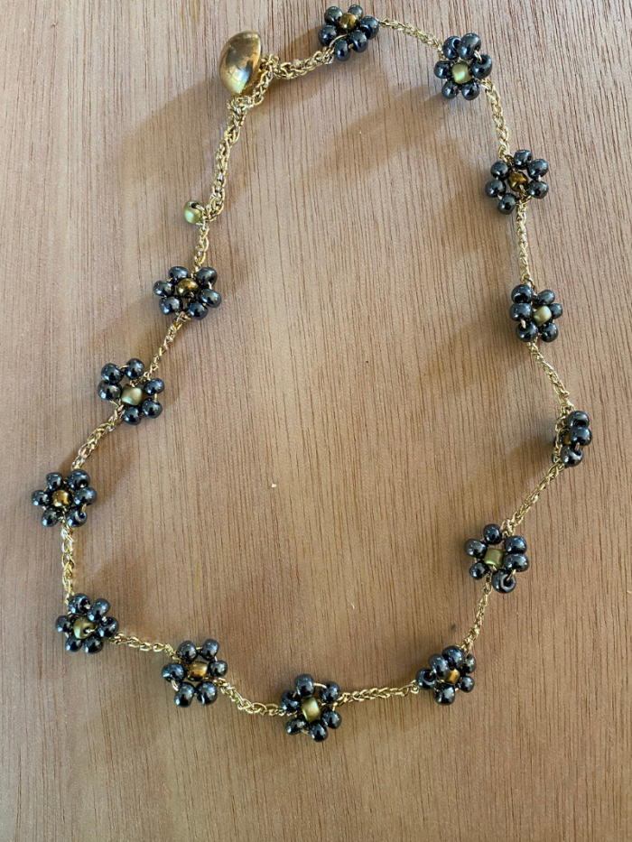 Collar Adelaida